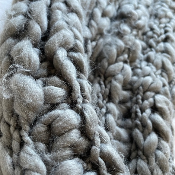 Free People Chunky Knit Dreamland Infinity Scarf in Grey - Picture 2 of 3